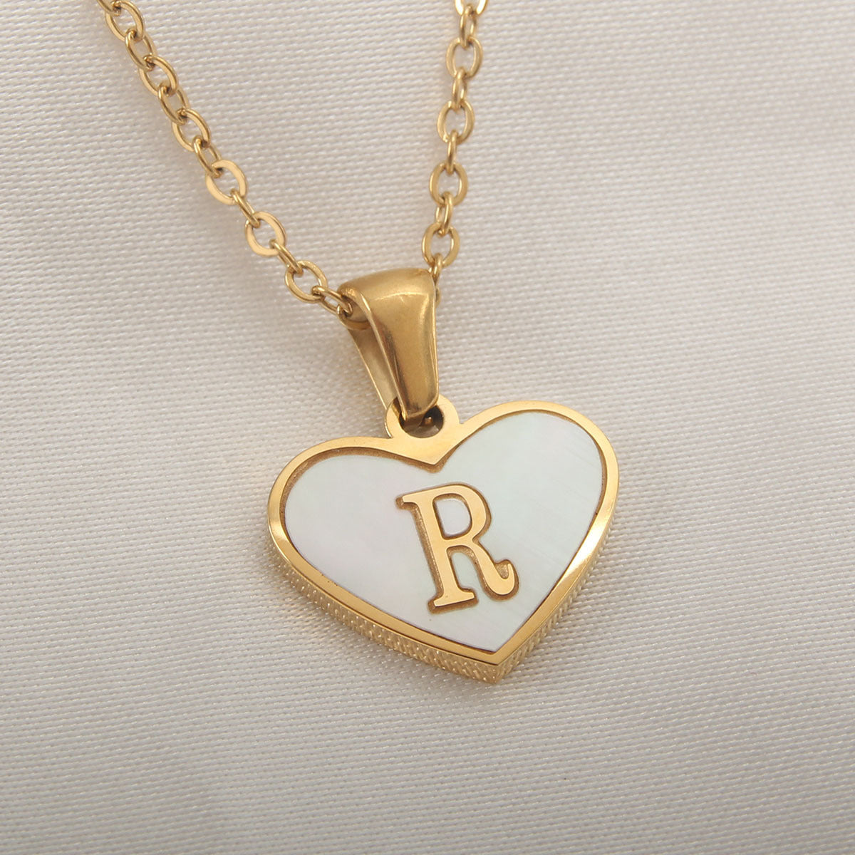 Collier Coeur 26 lettres au choix La Boutique du Bonheur